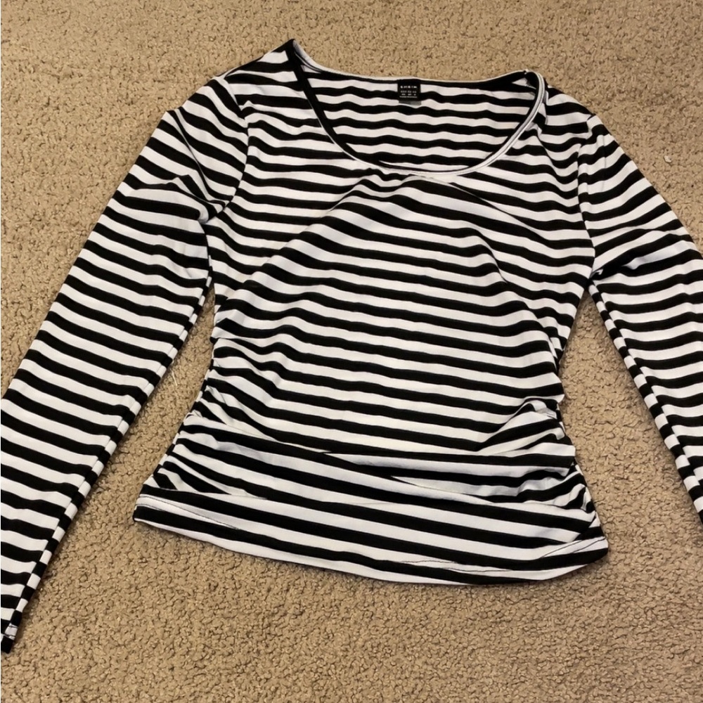 Striped Black and White Women's long sleeve